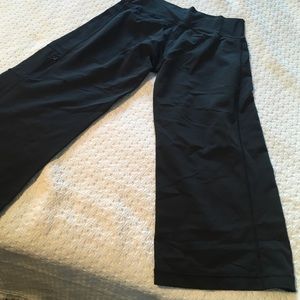 Lululemon black workout wear.